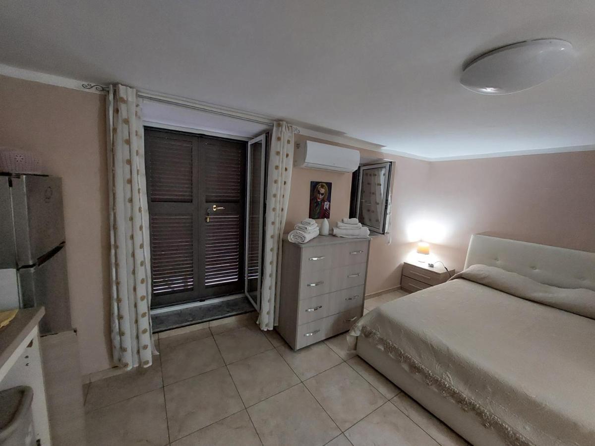Masaniello'S House Apartment Naples Exterior photo